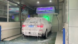 Benefits of Using a Touchless Car Wash for Your Vehicle